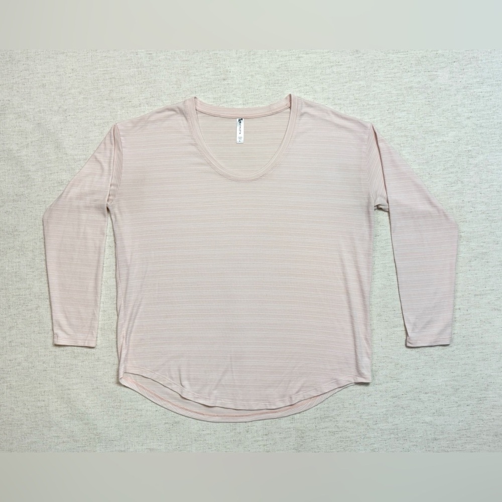 Athleta Cloudlight Stratus Top Woman Long Sleeve Pink Scoop Neck Large gym shirt - Picture 3 of 6